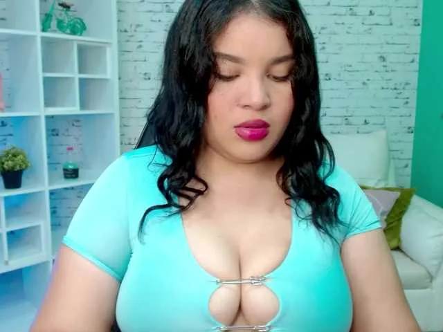 BongaCams loaizalust is Freechat loaizalust — He turns me out who dares to take the initiative, surprise with unexpected details and play without fear. I am fascinated by creativity in each gesture, the complicity that is built at the time and the ability to transform the everyday into something...