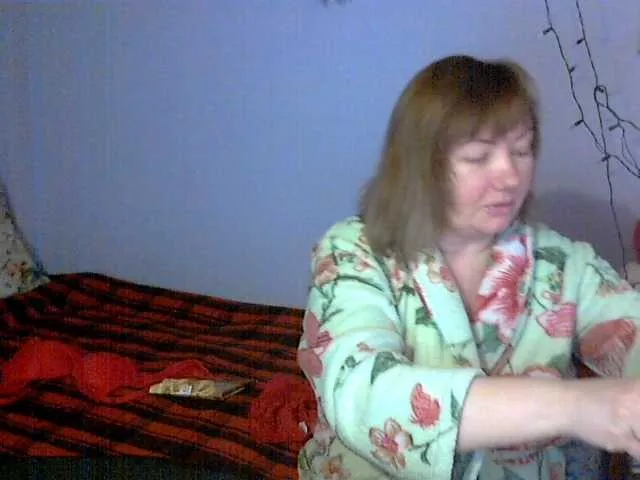 Offline LucyAlexis on BongaCams