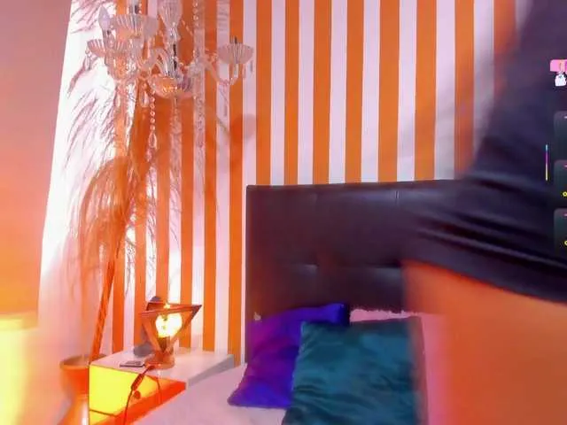 Offline LunaToledo on BongaCams