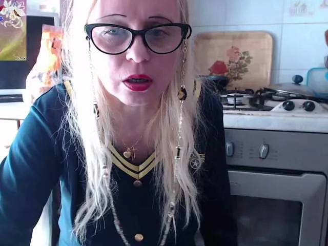 Offline martachatte19 on BongaCams