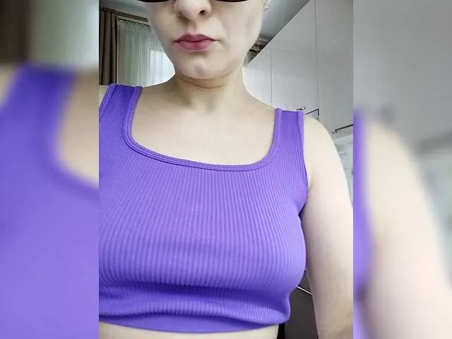 Offline MashaWoW on BongaCams