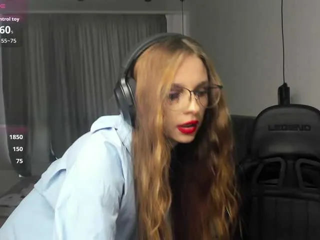 BongaCams MCfly-1 is Freechat MCfly-1 — Fantasizing, caresses and appreciation of my work.