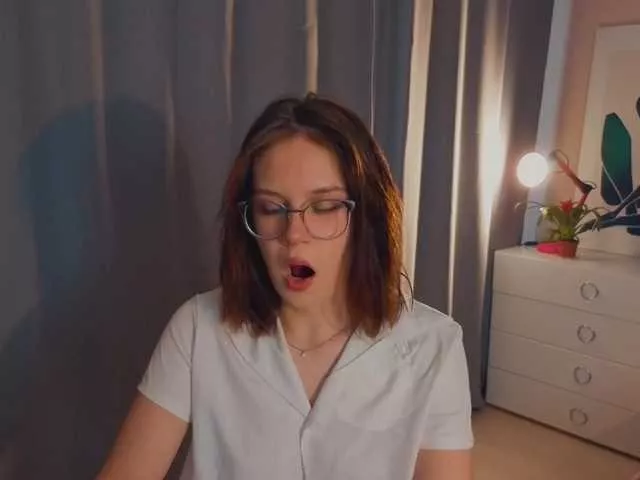 Freechat MiaLuw on BongaCams