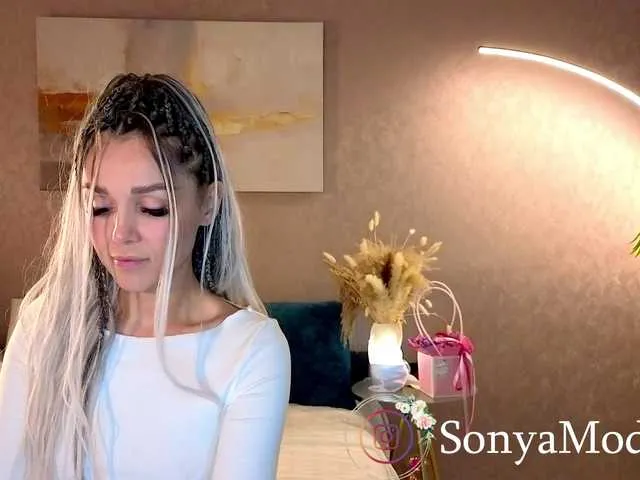 MiamiMur on BongaCams 