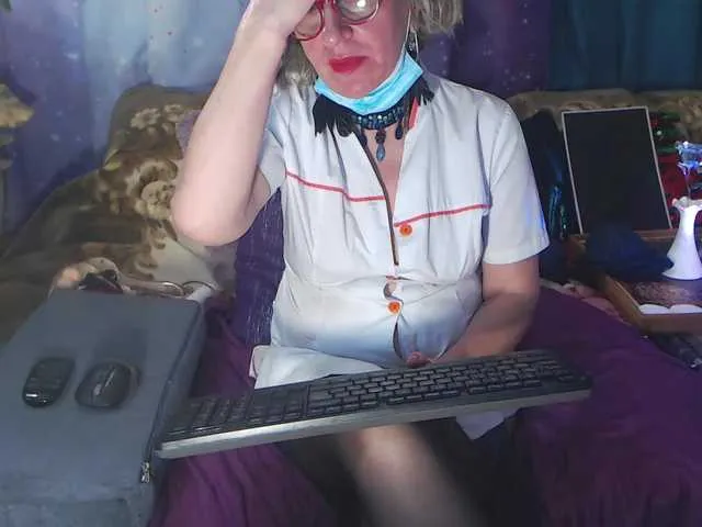 Offline Mila003 on BongaCams