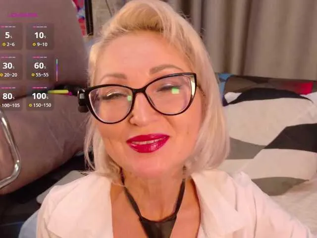 Offline Milforja on BongaCams