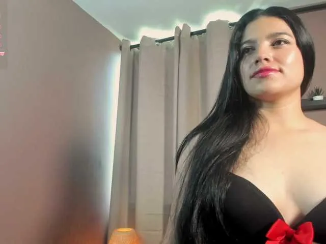 Offline Min-Yuna on BongaCams