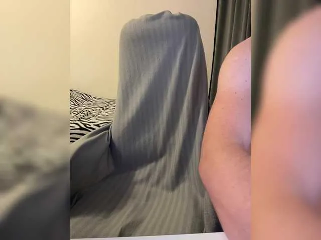 Offline molochnaya000 on BongaCams