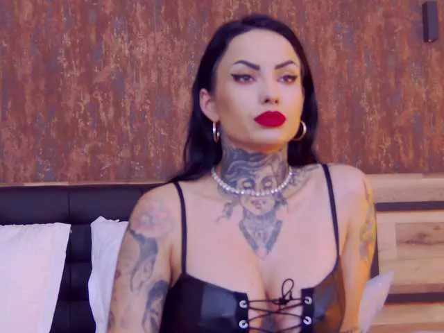 Offline NataliaCristal on BongaCams