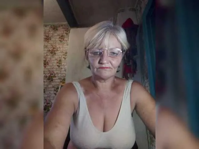 Offline NikaGold45 on BongaCams