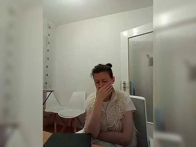 P-A-N-I-K-A on BongaCams 