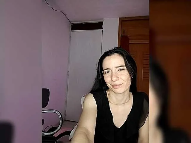 BongaCams PeachRose is Freechat PeachRose — I turn to me and use me with respect, the Dirty Talk, soft or intense domination, role -playing games, creative positions, interactive toys and tell me exactly how you want me to please you. I love seeing you enjoy while you make me obey.