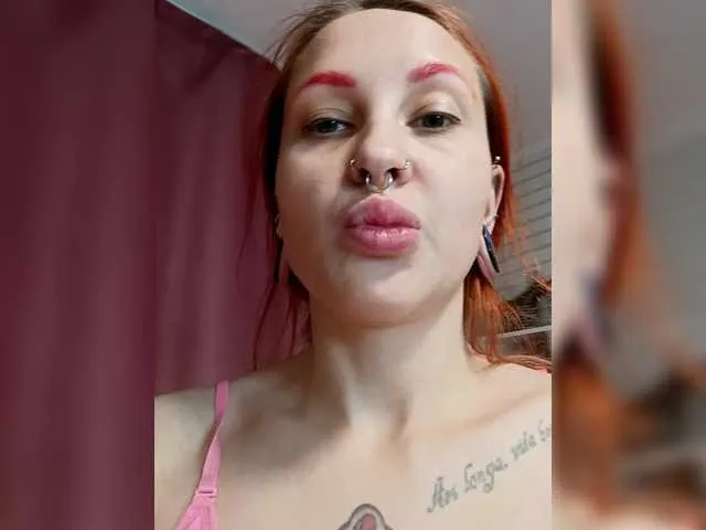 Offline RedFox9595 on BongaCams