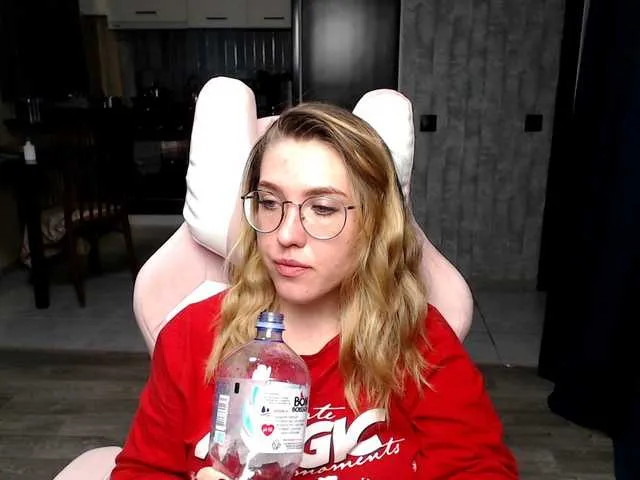 Offline Regimasmile on BongaCams