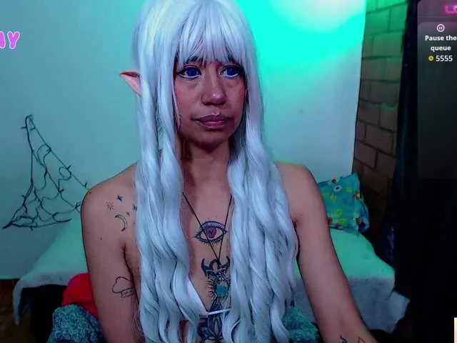 Offline roxanbunny on BongaCams