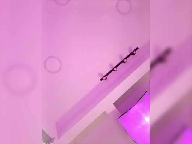 Offline SabrinaLuke on BongaCams