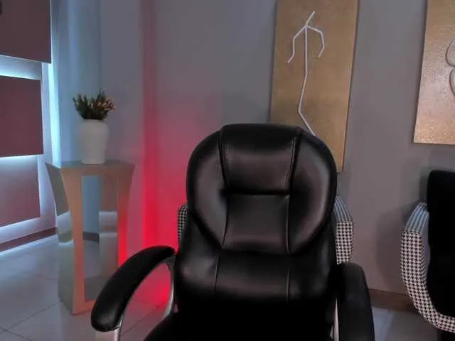 Offline SavannahStorm on BongaCams