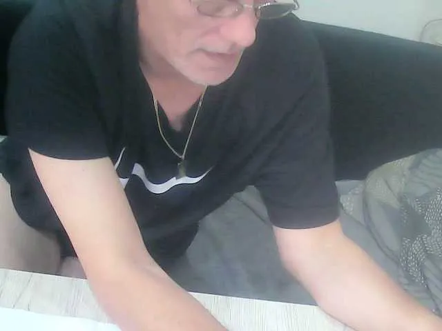 Offline Sexyehepaar on BongaCams