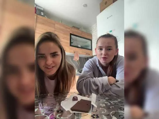 Freechat Sexygirlsem on BongaCams