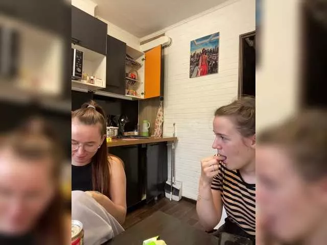 Freechat Sexygirlsem on BongaCams