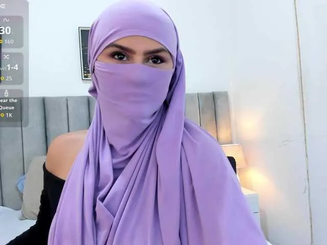 Offline shaiira on BongaCams