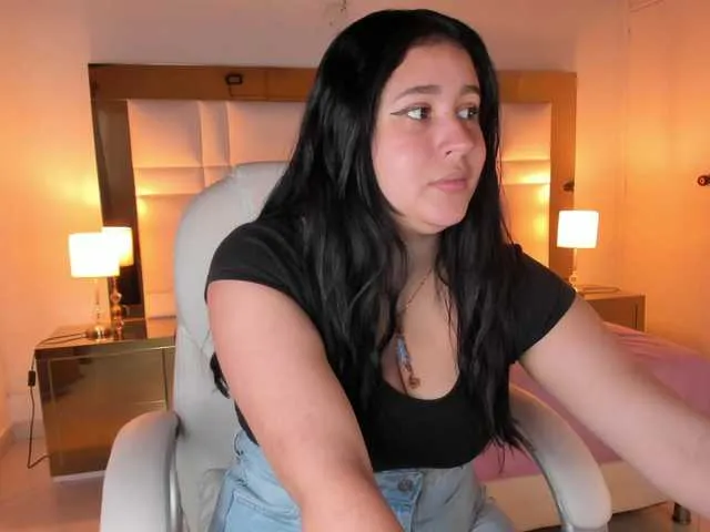 Siennaa-Rosee — Freechat on BongaCams