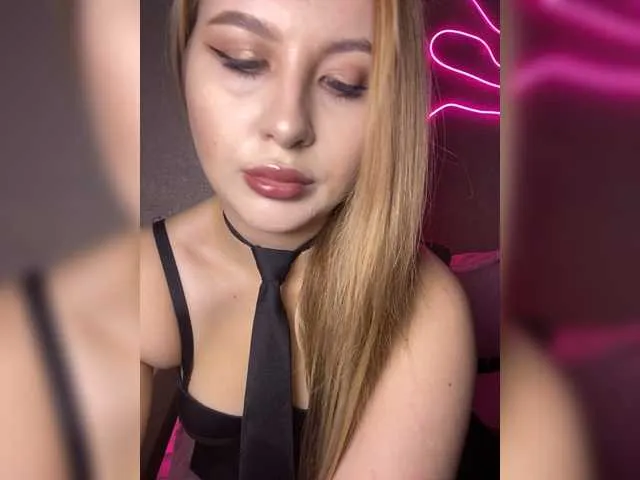 Silviyaa — A sense of humor, intelligence, charisma, a desire to play with me on equal terms, and the ability to flirt not only with words but also with actions.