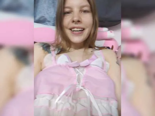 Offline SquirtWave on BongaCams