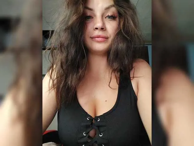 Sweet-Candy88 on BongaCams 