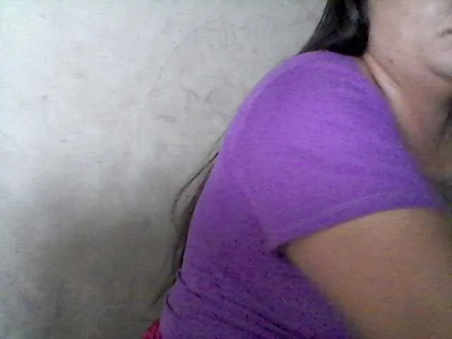 sweetasian33 on BongaCams 