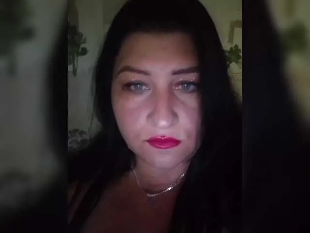 Offline Xo4yMaMo4Ky on BongaCams