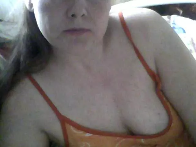 Offline Yoursex2022 on BongaCams