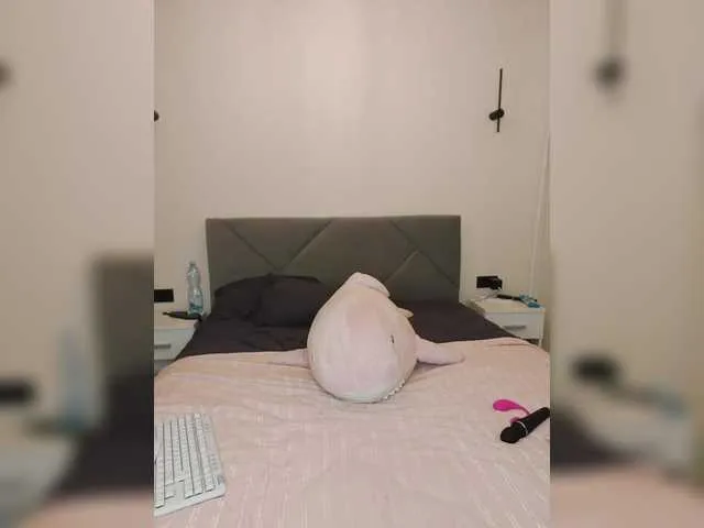 Offline YourWitcher on BongaCams