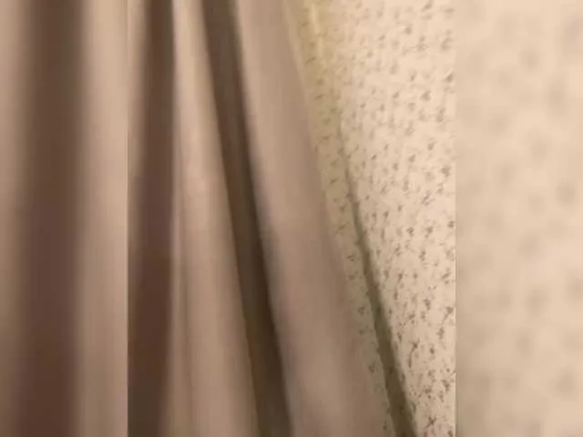 Offline YuGoVi on BongaCams