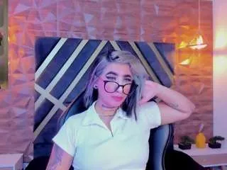 Offline alahia-dangelo on CamSoda