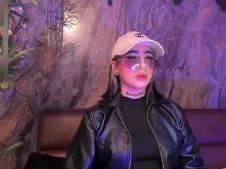 Offline alahia-dangelo on CamSoda