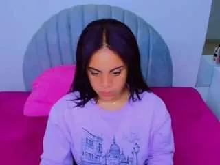 Offline alice-fox26 on CamSoda