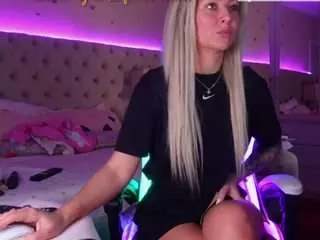 aliciarey on CamSoda