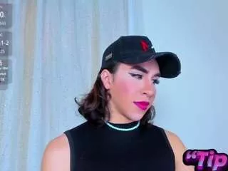 alonehazel01 on CamSoda