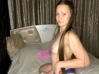 Freechat alyshabaltzer on CamSoda