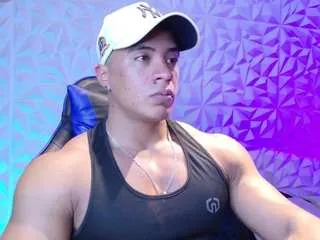 andrewblaze — Cum show!!! [3333 tokens remaining]