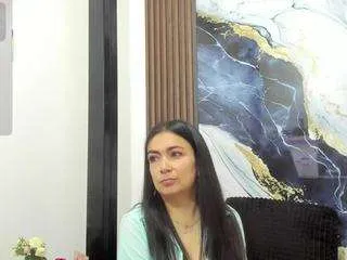 Freechat angeline39 on CamSoda