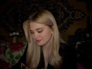 Offline antoinetteelhassan on CamSoda