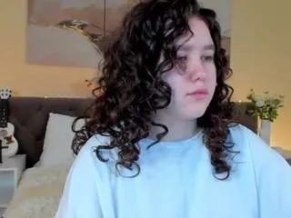 Offline ariella-sol on CamSoda