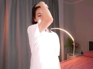 arlinetrentinella — Take off my bra. [GOAL MET]