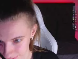 Freechat ash-leyy on CamSoda