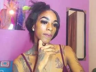 Freechat badgiirlx on CamSoda