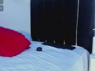 Freechat bellota924 on CamSoda