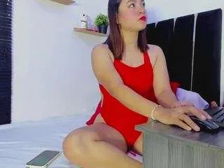 Freechat bellota924 on CamSoda