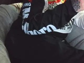 Offline cammslut4u on CamSoda